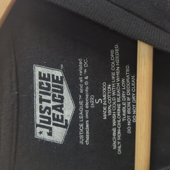 DC Comic Justice League Dark Nights Metal T-shirt - Picture 3 of 3